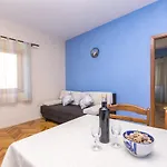 Apartment Albina Brodarica (Sibenik-Knin)