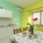 Apartment Albina Brodarica (Sibenik-Knin)