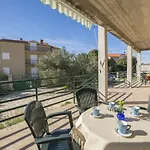 Apartment Albina