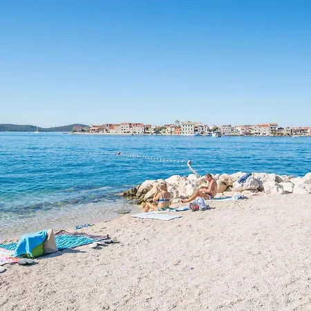 Albina * Brodarica (Sibenik-Knin)