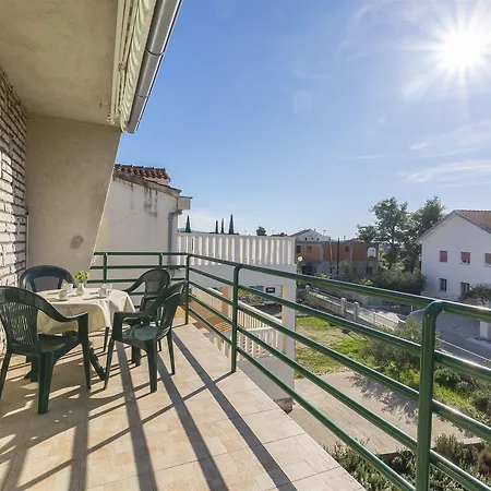 Albina * Brodarica (Sibenik-Knin)