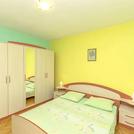 Albina Daire Brodarica (Sibenik-Knin)