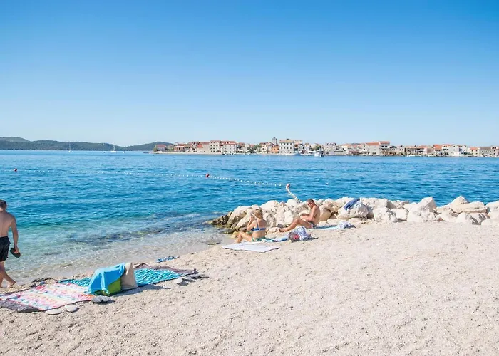 Albina * Brodarica (Sibenik-Knin)