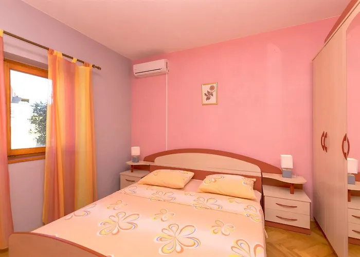 Albina Appartement *